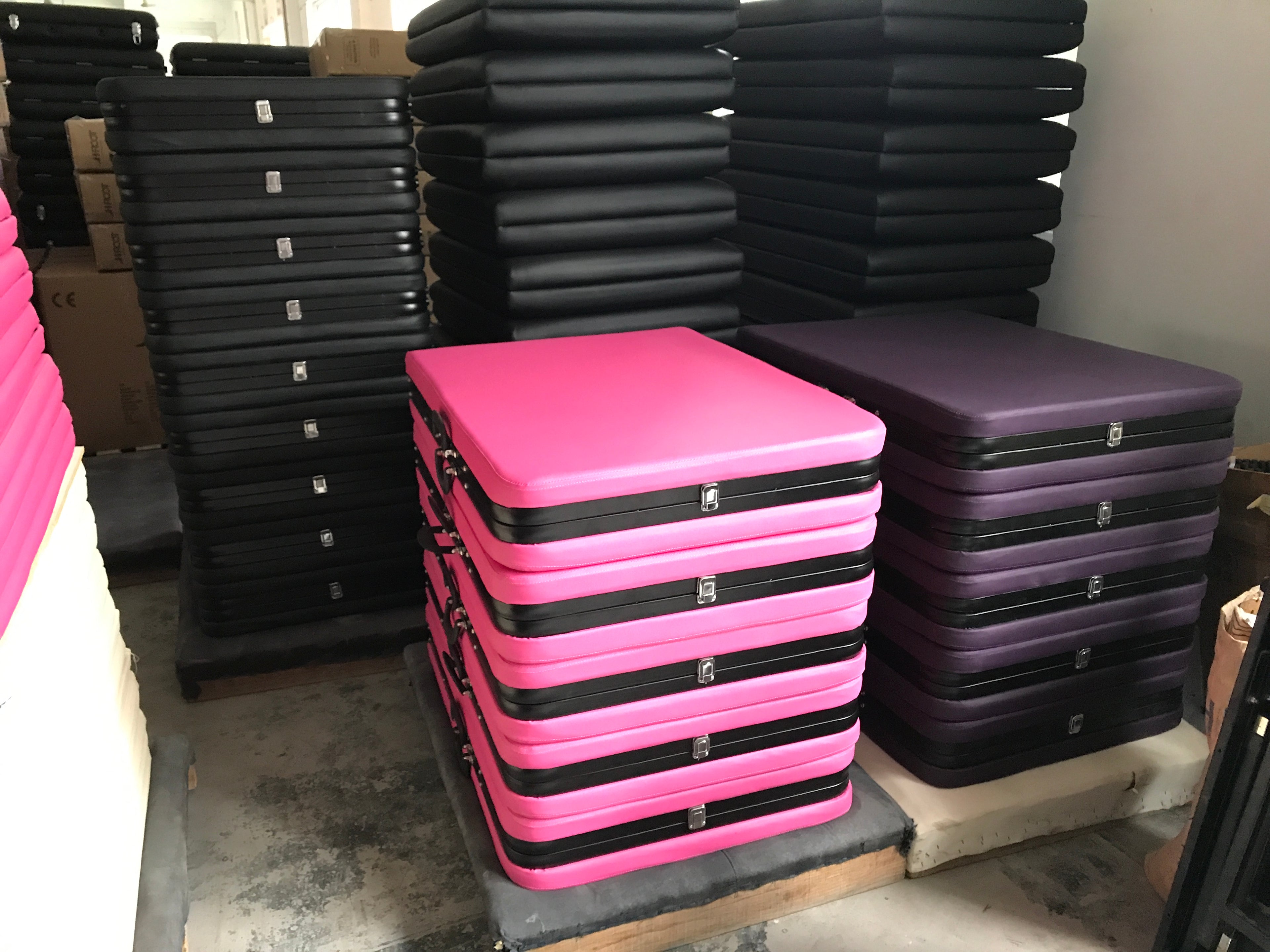 铁质六脚收折按摩床 T008